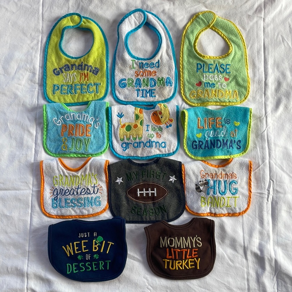 11- Washable Child’s Bibs Grandma Theme, St. Patty, Turkey Day and Football 🏈